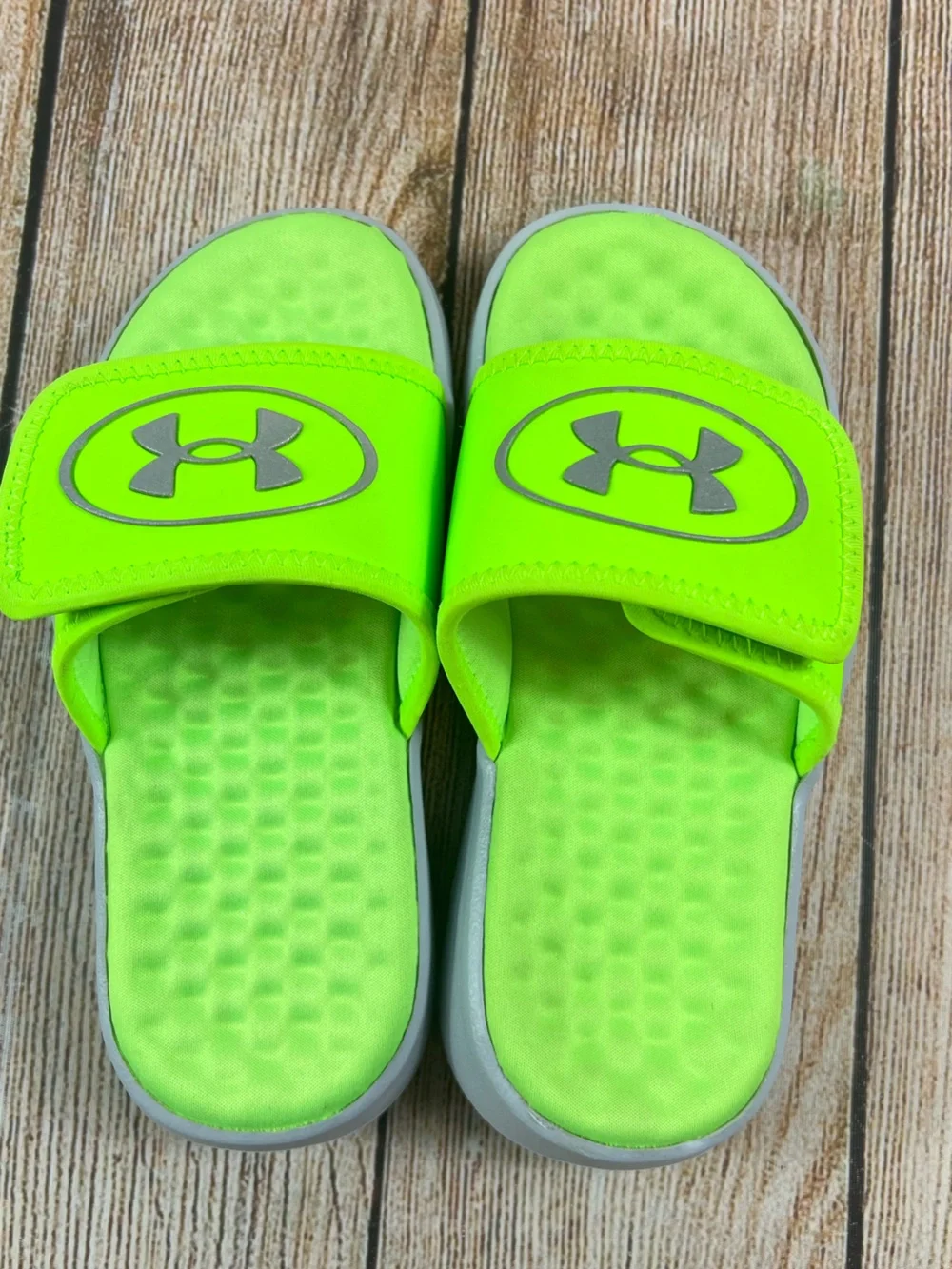 Under Armour Kids Boys Ignite Pro 8 Slides Sandals Neon Green Size 1Y